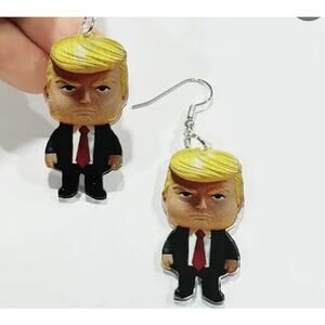 NEW TRUMP Earrings Drop Trumplican Hair Election Vote America